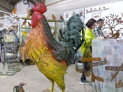Vendor large rooster